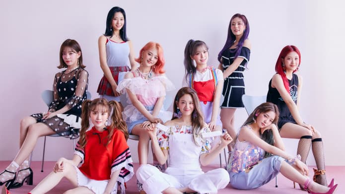 Mobil fromis_9 Alami Kecelakaan, Agensi Putuskan Batalkan Showcase Comeback