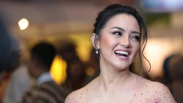 Disebut Turun Kelas Gegara Jual Batagor, Ririn Ekawati Beri Jawaban Bijak